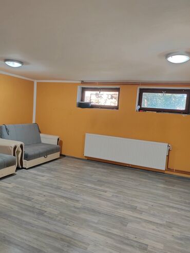 Kuće na prodaju: 390 kv. m, 8 soba — 19