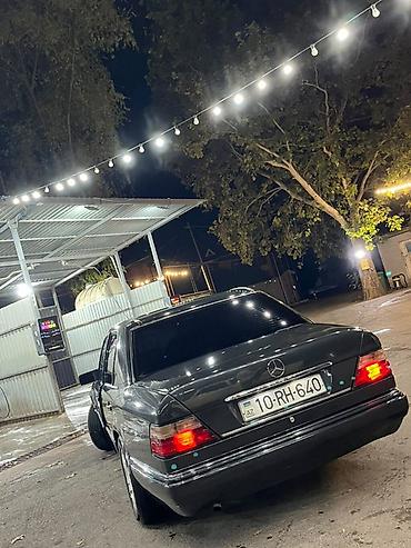retro masin: Mercedes-Benz E-Class W124 sedan Maror karopka kandisaner idiyal — 5