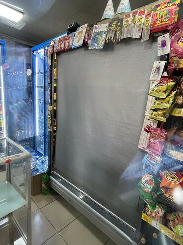 продаю мороженое аппарат: Холодильник Freggia, Б/у, Винный шкаф, De frost (капельный), 175 * 2 * 65