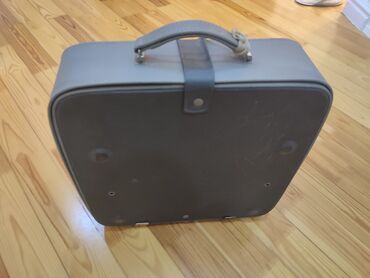 Çamadanlar: Məhsul: Retro sərt çamadan/qutu tipli çanta - Material: sərt — 3