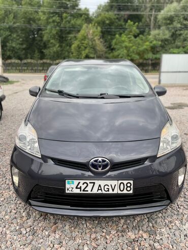 1 9дизел: Toyota Prius: 2015 г., 1.8 л, Вариатор, Гибрид, Хэтчбэк