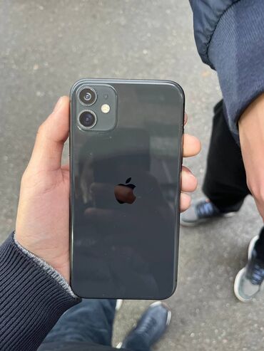 Apple iPhone: IPhone 11, Б/у, 128 ГБ, Черный, 85 %