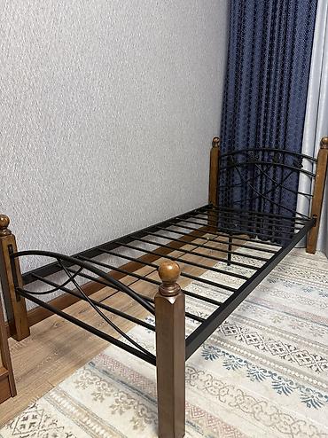 сейфы бу: Односпальная кровать, Б/у, С матрасом, длина - 200 см — 1
