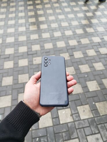 Samsung: Samsung Galaxy A13, 64 ГБ, цвет - Черный, Кнопочный, Отпечаток пальца