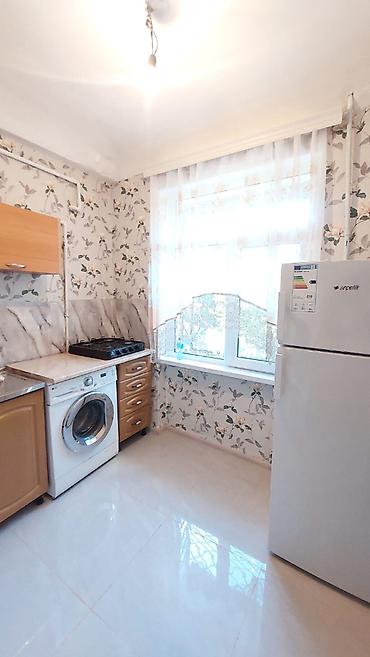 qubada satilan evler: Bakı, 2 otaqlı, Köhnə tikili, m. Neftçilər, 46 kv. m — 6