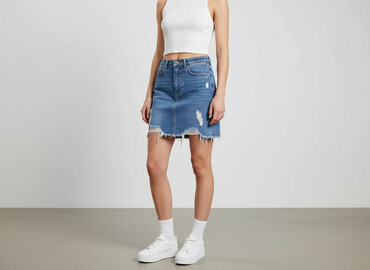 czarne dżinsy z wysokim stanem: PULL&BEAR, Спідниця жіноча, розмір S на lalafo.pl czarne dżinsy z wysokim stanem: PULL&BEAR, Спідниця жіноча, розмір S