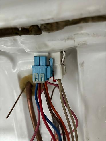 Ремонт холодильников, морозильников: Ремонт холодильников, морозильной камеры, витринных холодильников — 9