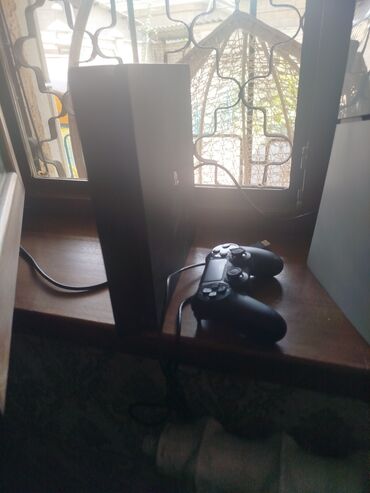 б у плазменный телевизор: PS4 (Sony PlayStation 4)