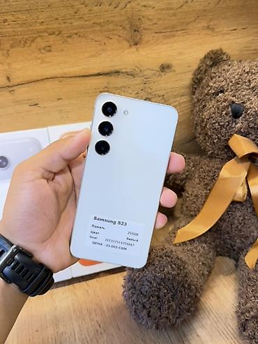 tab 9: Samsung Galaxy S23, белый цвет. Память 256 ГБ. Основные — 5