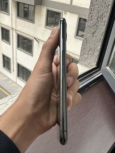 Apple iPhone: IPhone 11 Pro Max, 256 GB, Space Gray, Face ID — 8