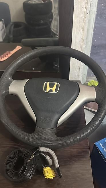 Руль Honda с модулем SRS Airbag и шлейфом - В комплекте на фото