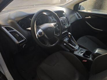 Ford: Ford Focus: 2013 г., 2 л, Робот, Бензин, Универсал — 6
