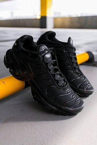 зимняя обувь для мужчин: Tn air Nike! Мягкий верх из полимерного материала; механические