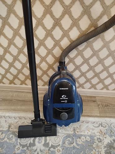 flip 3: Пылесос Samsung Air Track 1600W - Мощность: 1600 Вт — хорошая тяга — 1