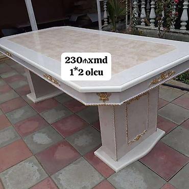 qorka mebel: Klassik üslubda böyük yemək masası. - Ölçü: 1×2 m (şəkildə qeyd — 1