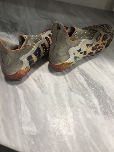 горный обувь: Продаю 3 бутсы, 1 сороконожки 2 шипованные. adidas x speedportal