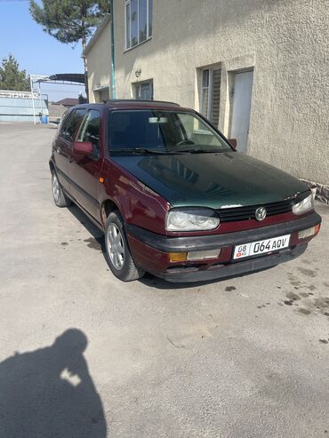 цены на мотоциклы: Volkswagen Golf: 1994 г., 1.6 л, Механика, Бензин, Седан