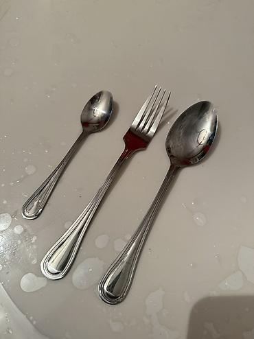 Наборы посуды: Продаю посуду(все вместе), в отличном состоянии Тарелки маленькие 17шт — 16