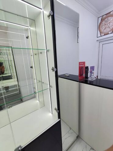 Aksesuarlar üçün vitrinlər: Saat üçün, İşlənmiş — 5