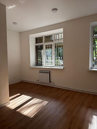 Аренда офисов: Аренда офисов, 120 м², В жилом комплексе, 1 линия, С отдельным входом, С отдельным сан узлом — 12