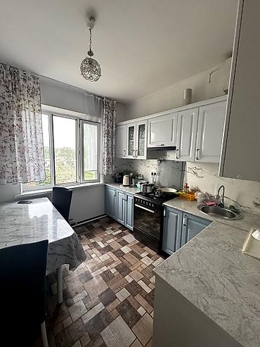 Продажа квартир: 4 комнаты, 90 м², 3 этаж — 9