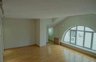 французский квартал в бишкеке на продаже квартир: 5 и более комнат, 588 м², Хрущевка, 10 этаж, Дизайнерский ремонт