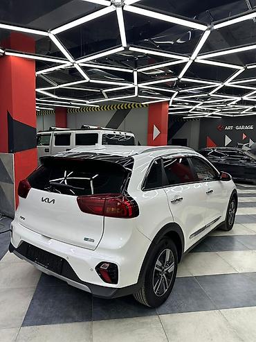 Kia: Kia Niro: 2021 г., 1.6 л, Робот, Гибрид, Кроссовер — 4