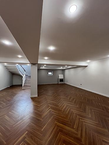 Продажа коттеджей и домов: 6 комнат и более, 420 м², 5 соток, Бишкек, Агентство недвижимости — 28