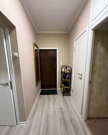 Продажа квартир: 3 комнаты, 64 м², 106 серия, 1 этаж, Косметический ремонт
