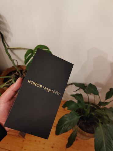 Honor: Honor Magic 6 Pro, 512 GB, rəng - Yaşıl, İki sim kartlı