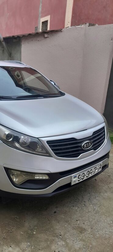 Kia: Kia Sportage: 2 l | 2010 il Ofrouder/SUV