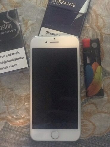 iphone 5 's: IPhone 7, 128 GB, Barmaq izi