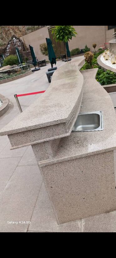 Готовые ступеньки для лестниц: Балясины из камня, выполненные в классическом стиле, идеально подходят — 13