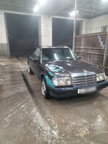 мерседес камаз: Mercedes-Benz W124: 1993 г., 2.8 л, Механика, Бензин, Седан