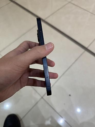 Apple iPhone: IPhone 13, Б/у, 128 ГБ, Midnight, Защитное стекло, Чехол, Кабель, 75 % — 6