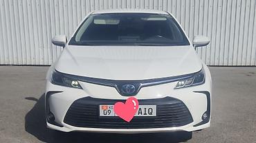 byd e5 2020: Toyota Corolla: 2021 г., 1.8 л, Вариатор, Гибрид, Седан — 1