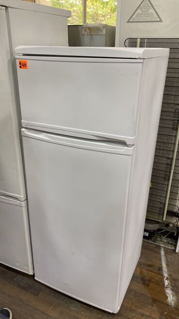 Nehrə aparatları: 2 qapılı Beko Soyuducu Satılır, rəng - Ağ