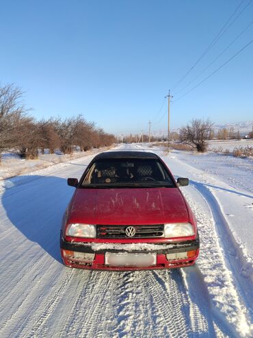 Volkswagen: Volkswagen Vento: 1993 г., 1.8 л, Механика, Бензин