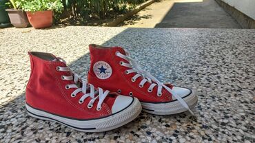 crvene patike: Converse, 39, bоја - Crvena