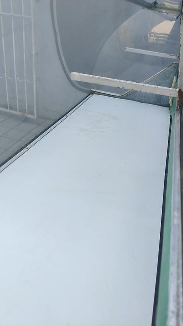 Soyuducu avadanlığı: Məhsul: Soyuduculu vitrin (market/kafe üçün) Təsvir: - Ön şüşəli — 8