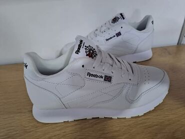 bordo haljine za maturu: Reebok, 37, bоја - Bela