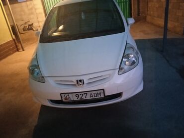 Honda: Honda Fit: 2003 г., 1.3 л, Вариатор, Бензин, Седан