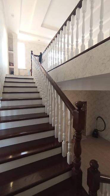 Продажа коттеджей и домов: Ала - Тоо 2 Конушунан эки кабаттуу жаны буткон чон уй сатылат. 4,5 — 3