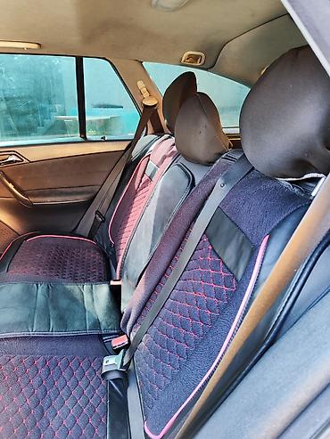 ford transit 2002: Mercedes-Benz C-Class: 2.2 l | 2001 il Universal — 9