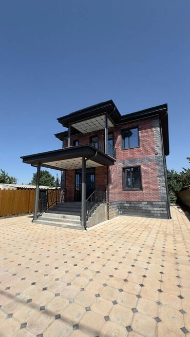 Продажа домов: Дом, 350 м², 5 комнат, Агентство недвижимости