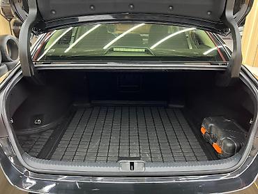 Lexus: Lexus ES: 2018 г., 2.5 л, Вариатор, Гибрид, Седан — 19