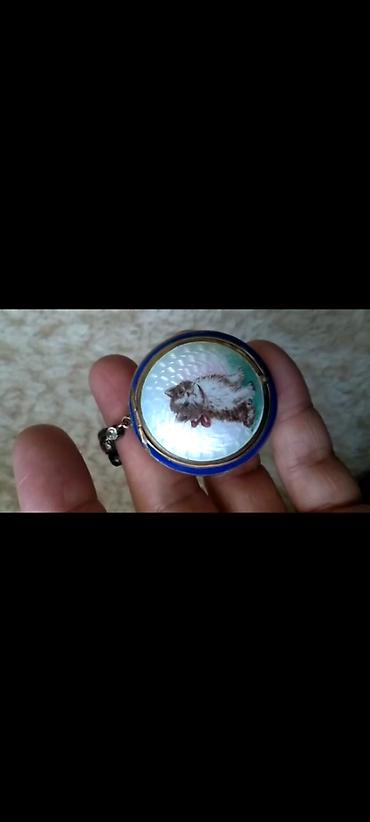 Kulonlar: Miniatür emalli medalyon – pişik təsvirli - Növbəli mavi kobalt — 1