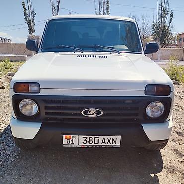 ВАЗ (ЛАДА) 4x4 Нива: 2018 г., 1.7 л, Механика, Бензин, Внедорожник