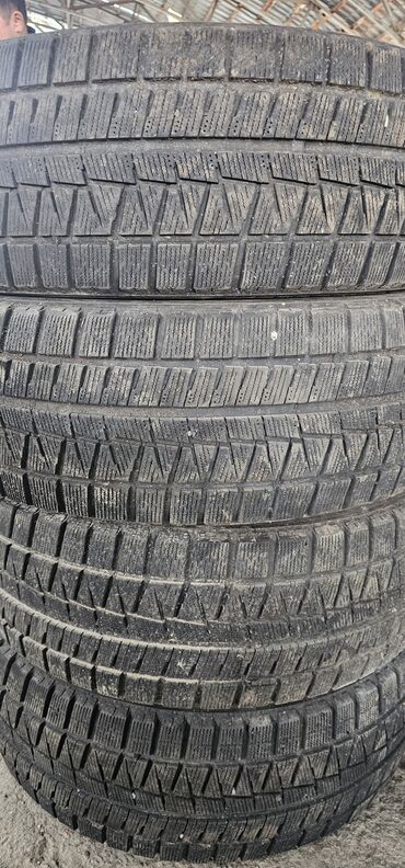 шины на: Шиналар 225 / 45 / R 18, Кыш, Колдонулган, Комплект, Жеңил унаалар, Жапония, Bridgestone