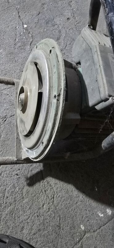 Промышленные насосы: Насосы на запчасти . Всё работают насосы кроме улитки. производитель — 10